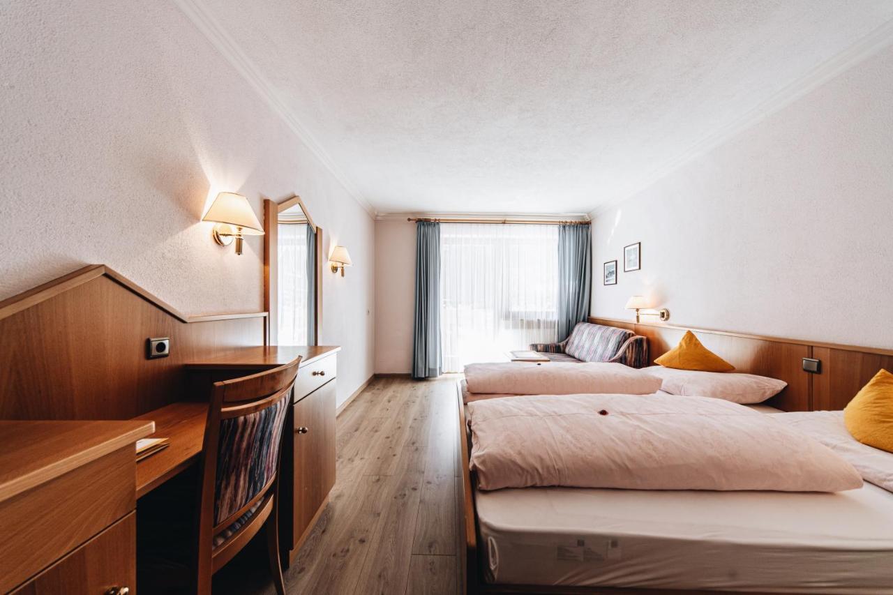 פונס Hotel Ranuimuellerhof מראה חיצוני תמונה