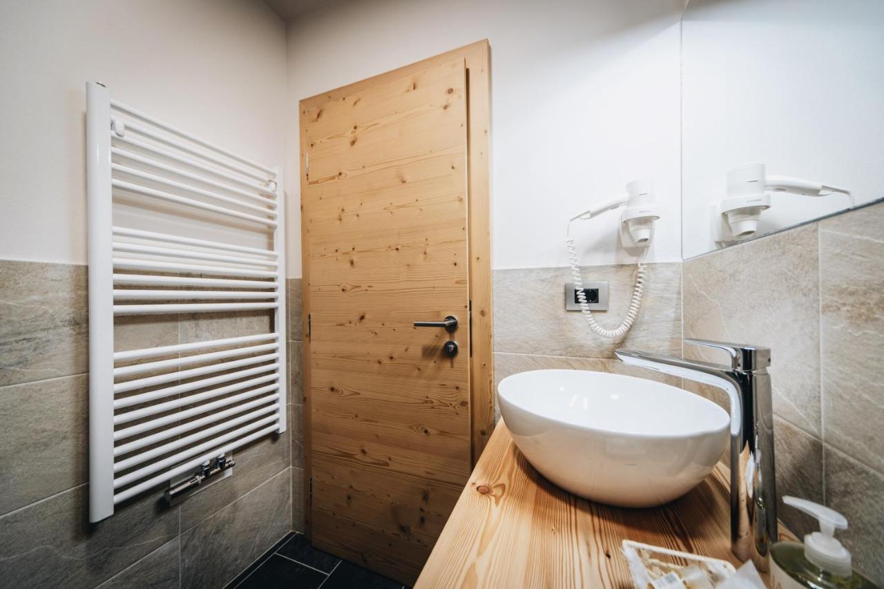 פונס Hotel Ranuimuellerhof מראה חיצוני תמונה