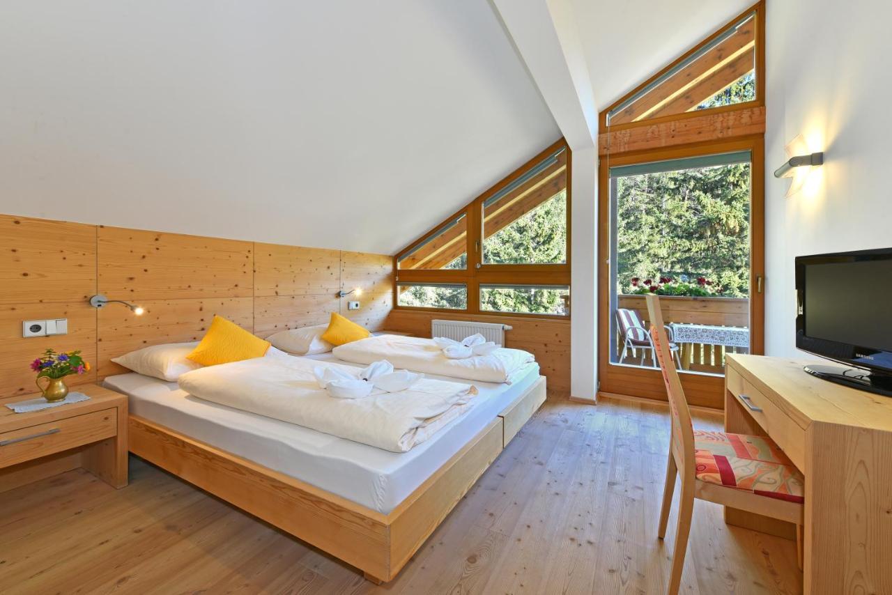 פונס Hotel Ranuimuellerhof מראה חיצוני תמונה