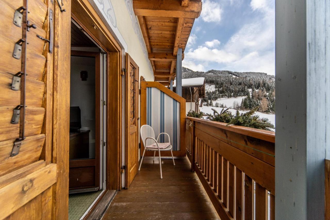 פונס Hotel Ranuimuellerhof מראה חיצוני תמונה